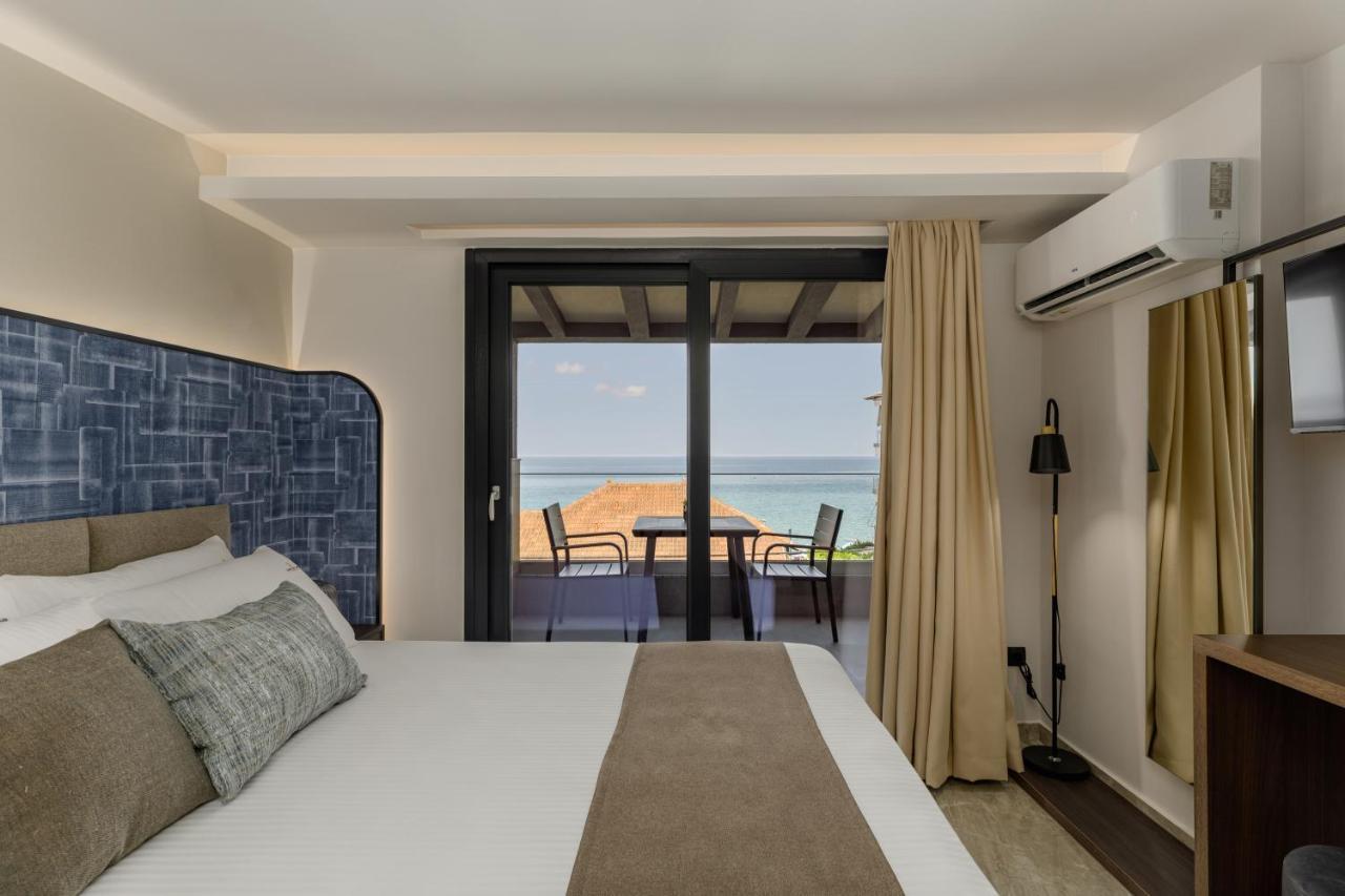 ليبتوكاريا Costa De Luxe Suites المظهر الخارجي الصورة