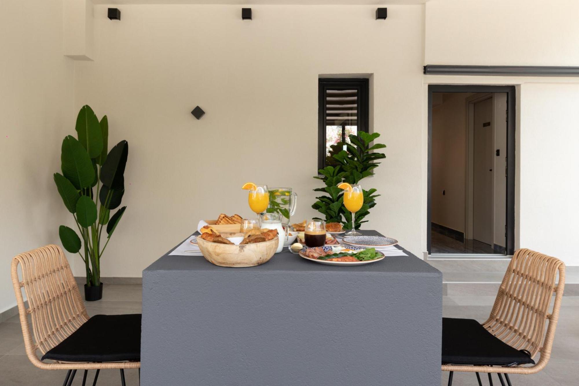 ليبتوكاريا Costa De Luxe Suites المظهر الخارجي الصورة