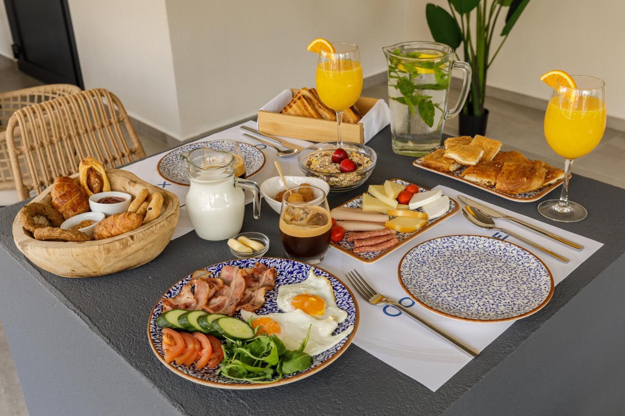ليبتوكاريا Costa De Luxe Suites المظهر الخارجي الصورة