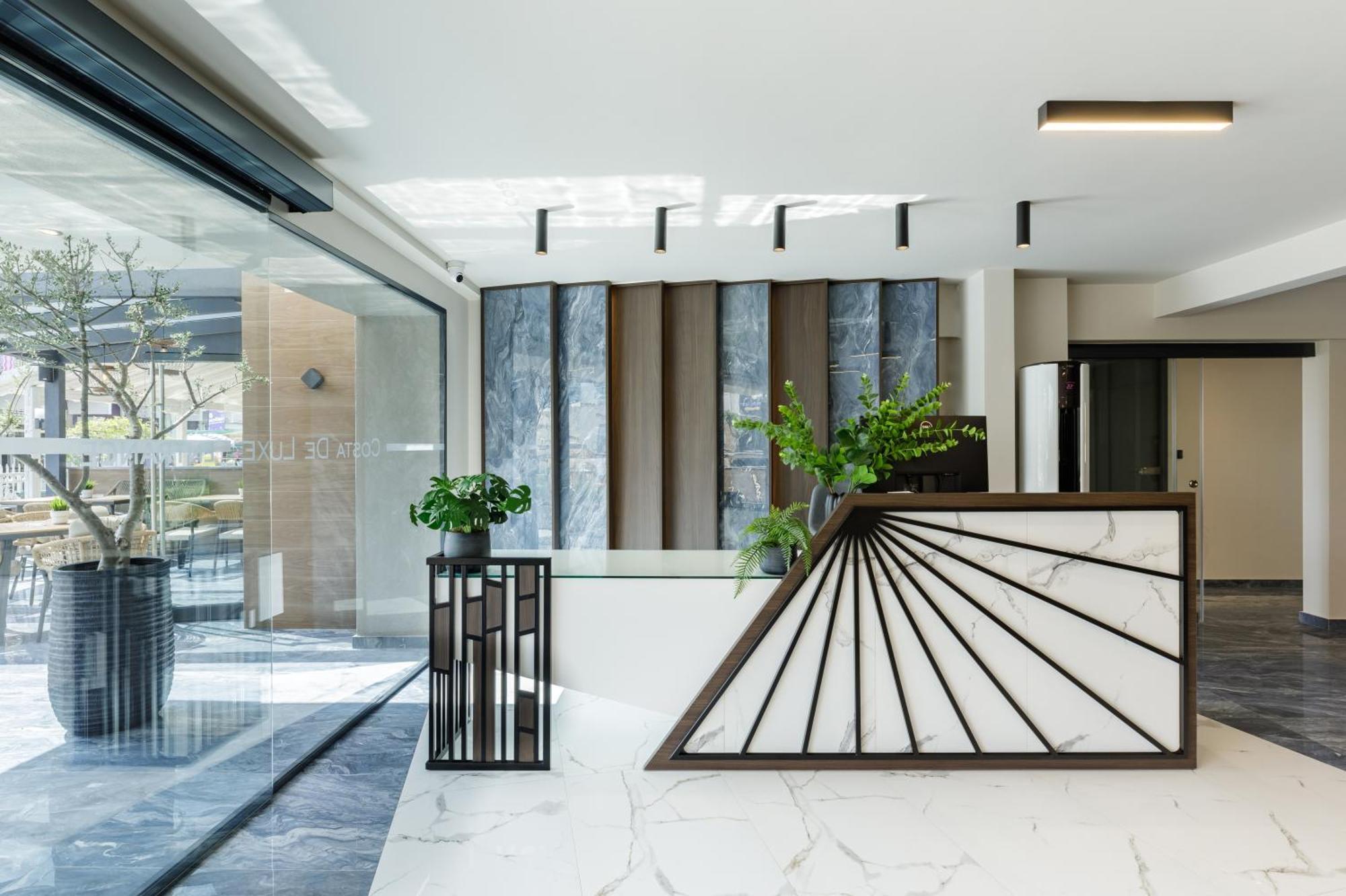 ليبتوكاريا Costa De Luxe Suites المظهر الخارجي الصورة